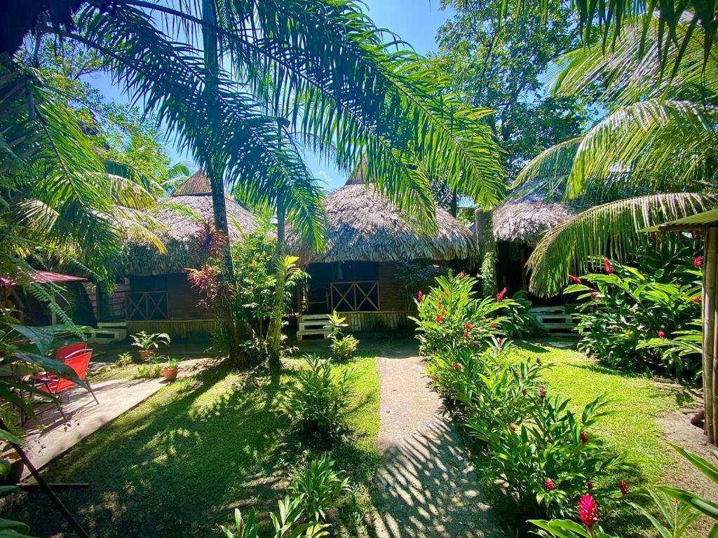 Albergue Casa de la Iguana Lívingston Exterior foto